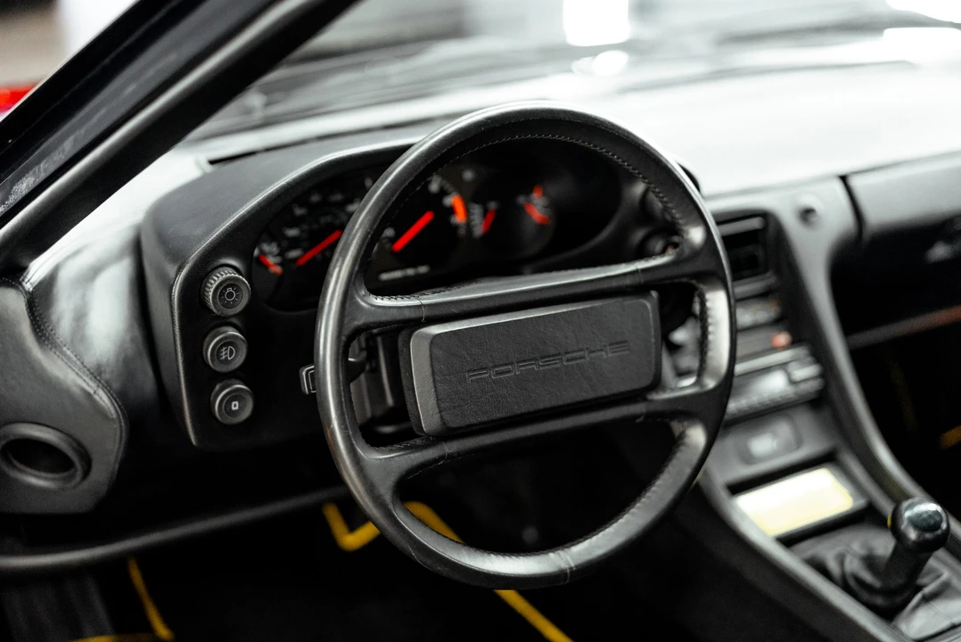 1985 Porsche 928 S - Image 19 of 31