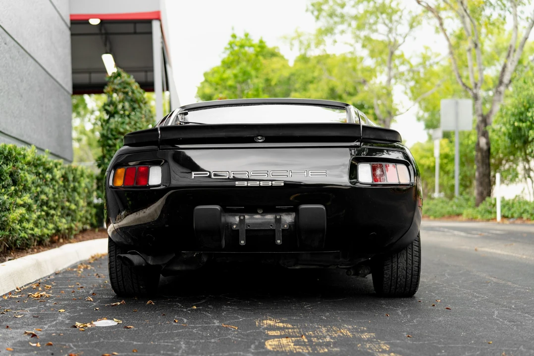 1985 Porsche 928 S - Image 4 of 31