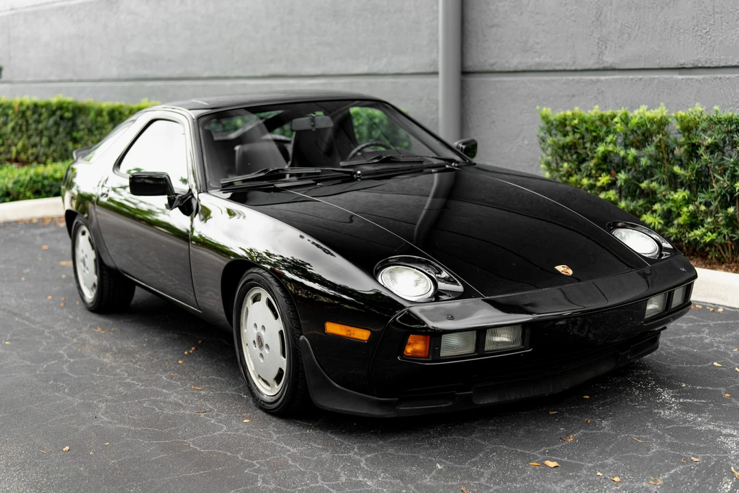 1985 Porsche 928 S - Image 7 of 31