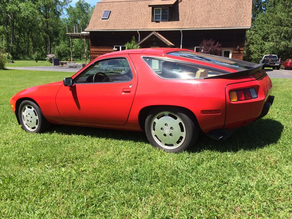 1985 Porsche 928 S - Image 3 of 31