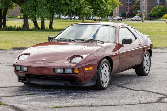 1985 Porsche 928S 5-Speed