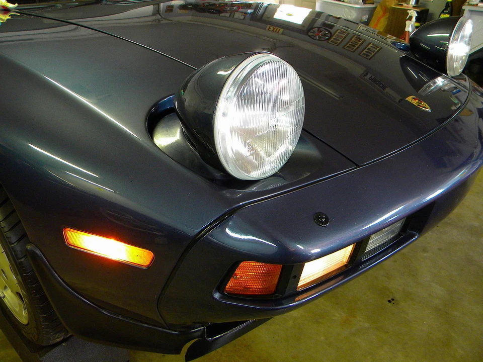 1985 Porsche 928 S - Image 21 of 31