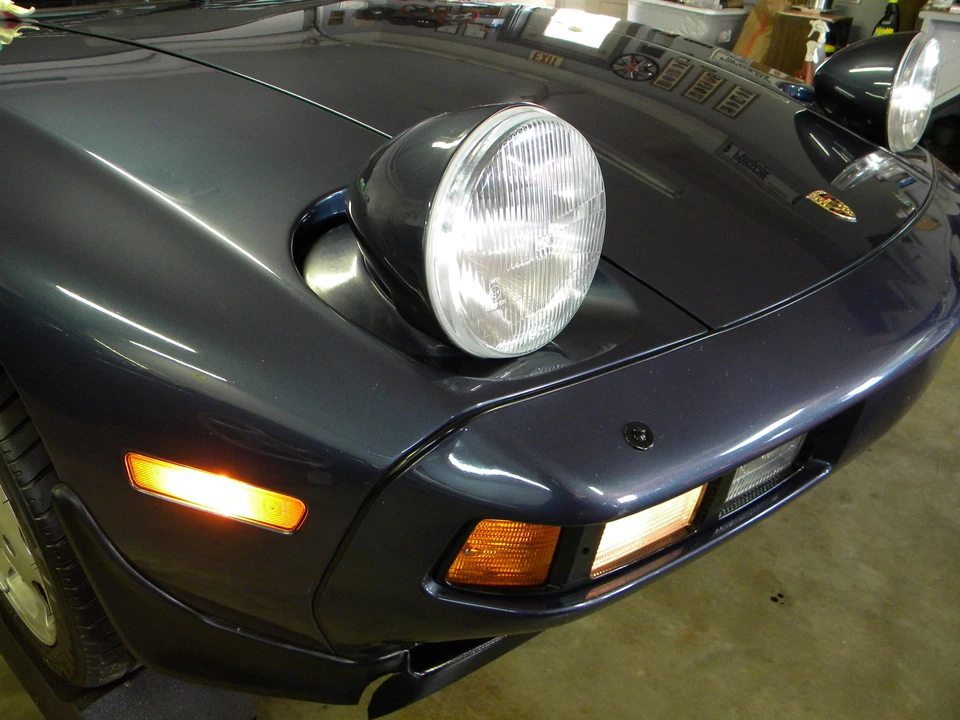1985 Porsche 928 S - Image 22 of 31