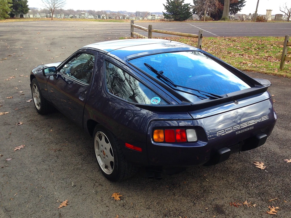 1985 Porsche 928 S - Image 7 of 31