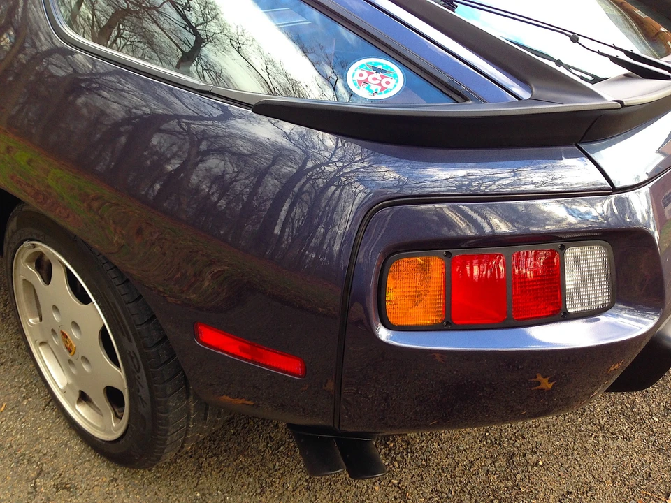 1985 Porsche 928 S - Image 13 of 31