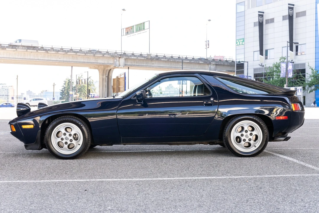 1985 Porsche 928 S - Image 16 of 31