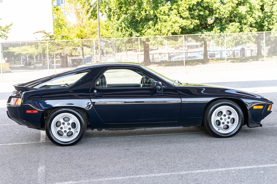 1985 Porsche 928 S - Image 5 of 31