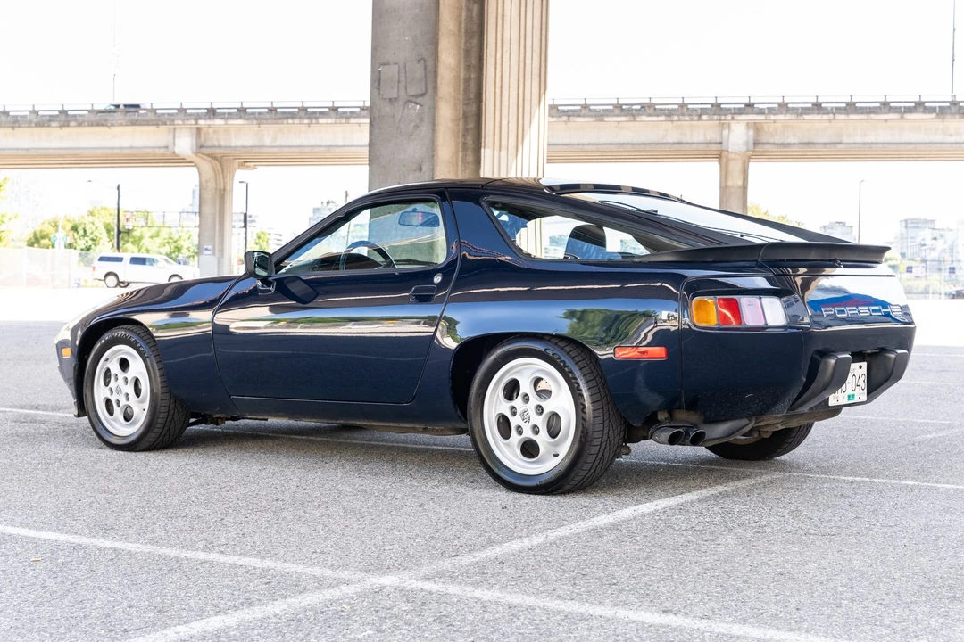 1985 Porsche 928 S - Image 8 of 31