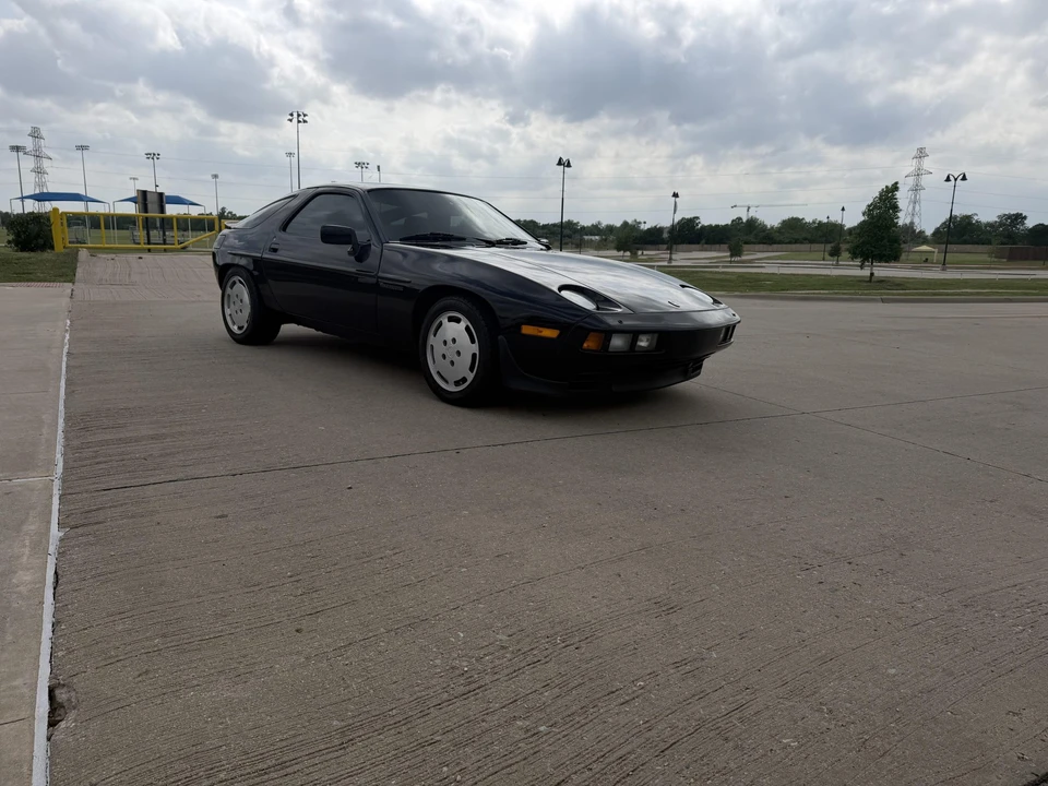 1985 Porsche 928 S - Image 27 of 31