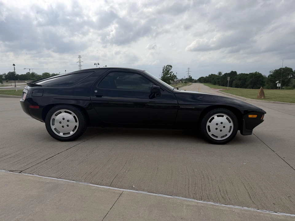 1985 Porsche 928 S - Image 16 of 31