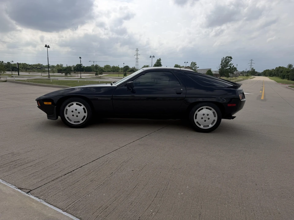 1985 Porsche 928 S - Image 4 of 31