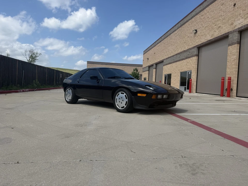 1985 Porsche 928 S - Image 28 of 31