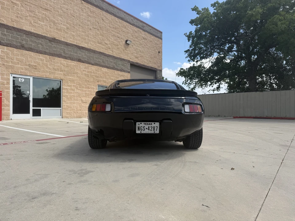 1985 Porsche 928 S - Image 24 of 31