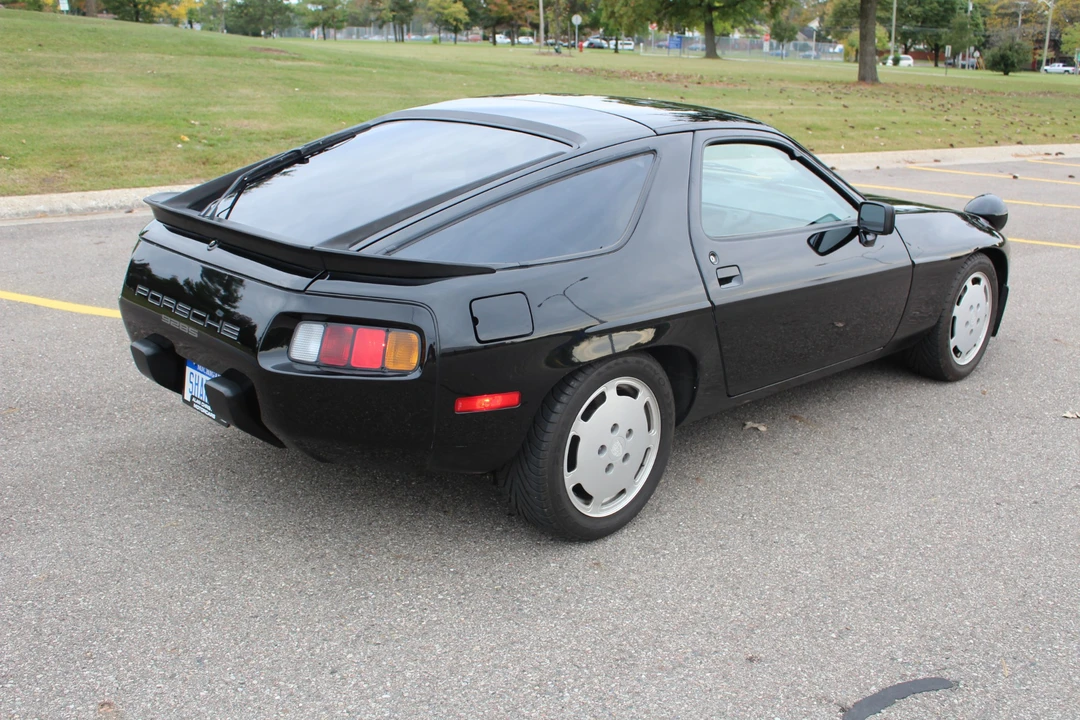 1985 Porsche 928 S - Image 15 of 31