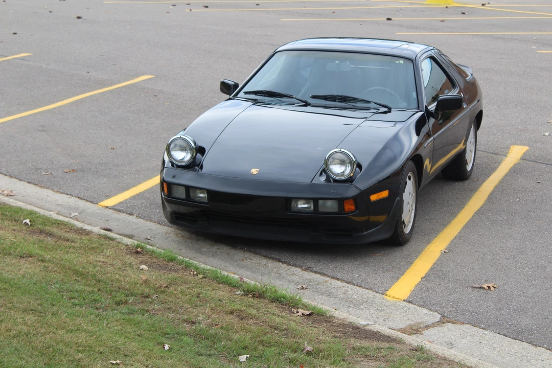 1985 Porsche 928 S - Image 27 of 31
