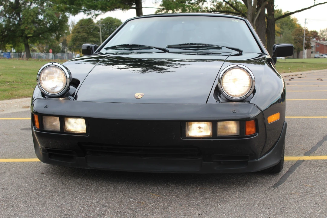 1985 Porsche 928 S - Image 18 of 31