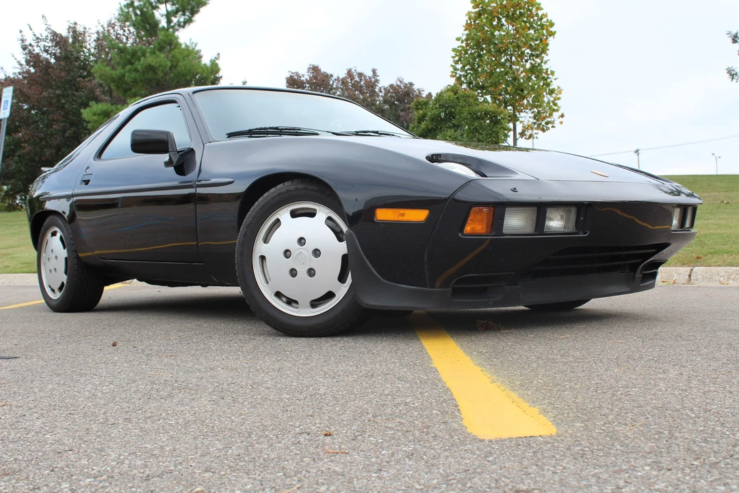 1985 Porsche 928 S - Image 3 of 31