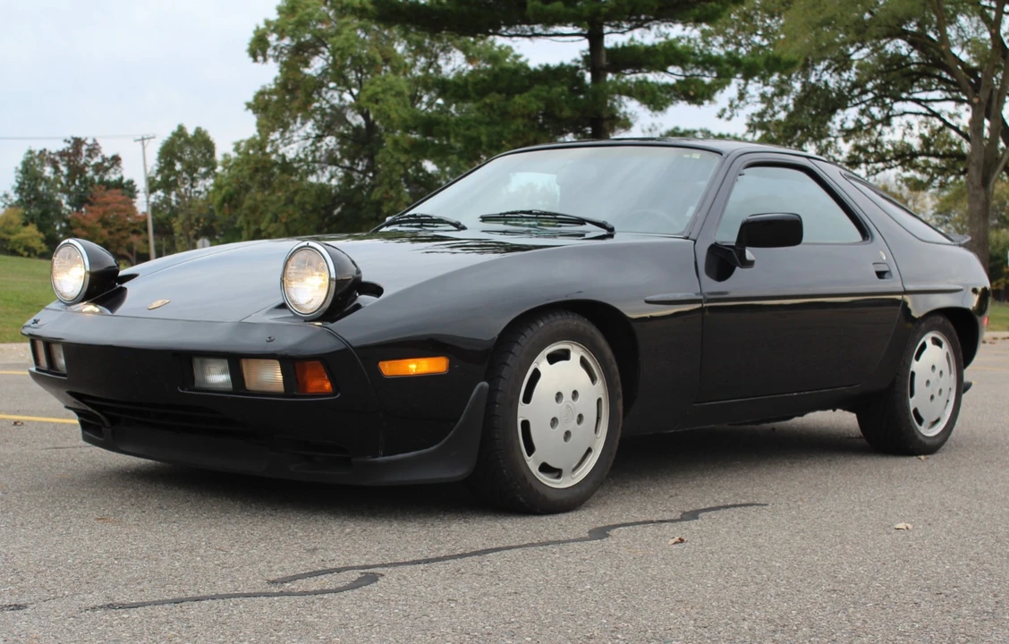 1985 Porsche 928 S - Image 10 of 31