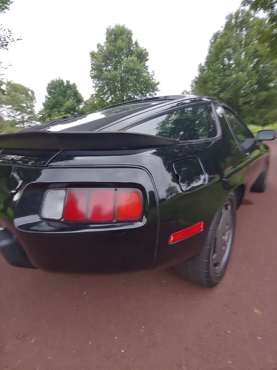 1985 Porsche 928 S - Image 18 of 31