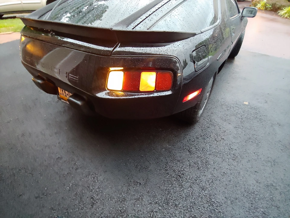 1985 Porsche 928 S - Image 29 of 31