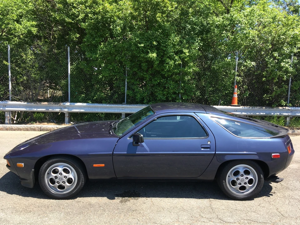 1985 Porsche 928 S - Image 3 of 31