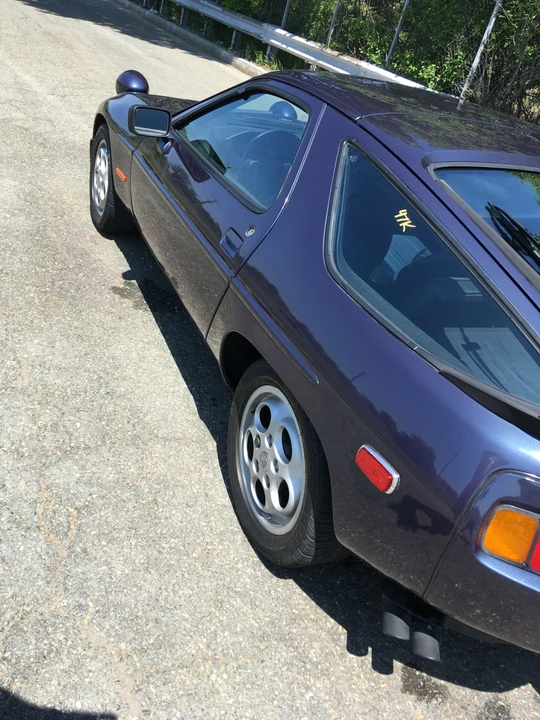 1985 Porsche 928 S - Image 12 of 31