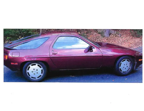1985 Porsche 928S Coupe