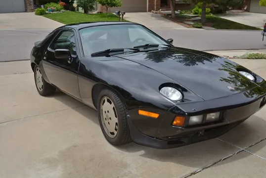 1985 Porsche 928S