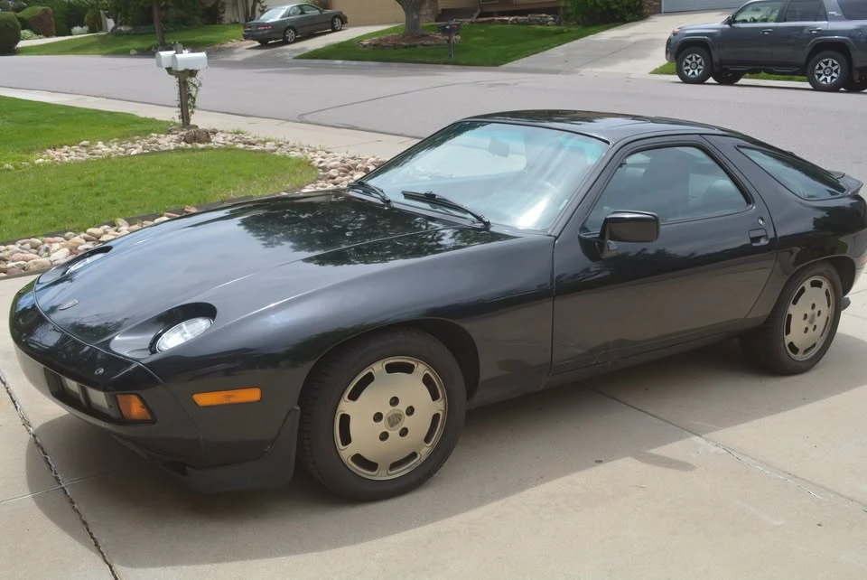 1985 Porsche 928 S - Image 2 of 13