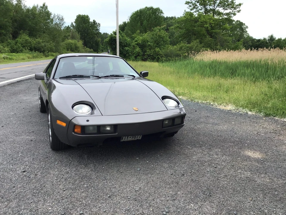 1985 Porsche 928 S - Image 24 of 31