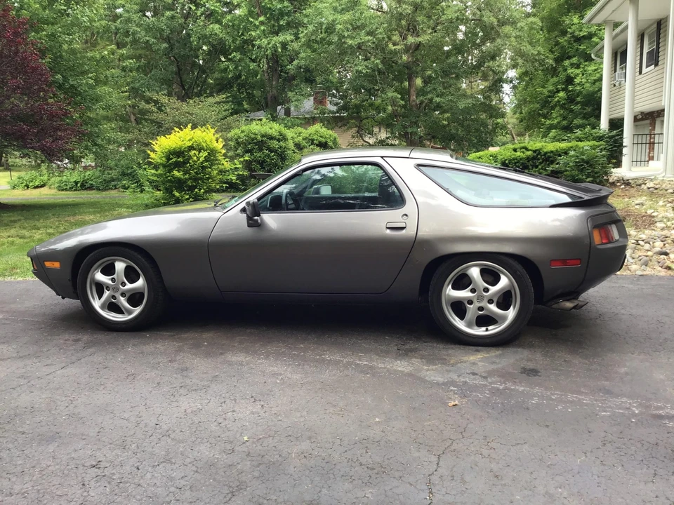 1985 Porsche 928 S - Image 3 of 31