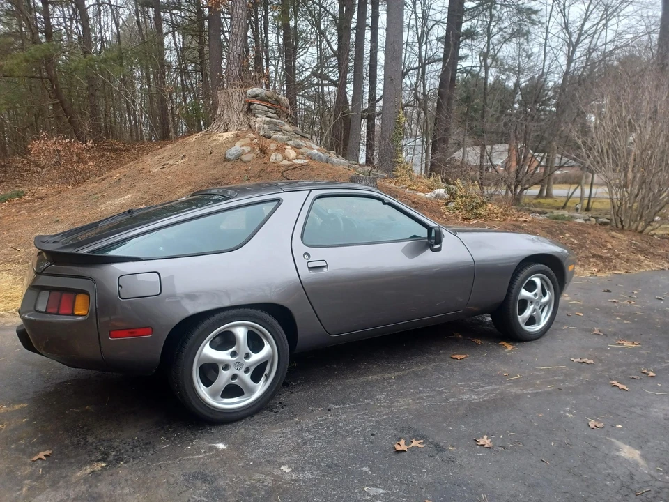 1985 Porsche 928 S - Image 15 of 31