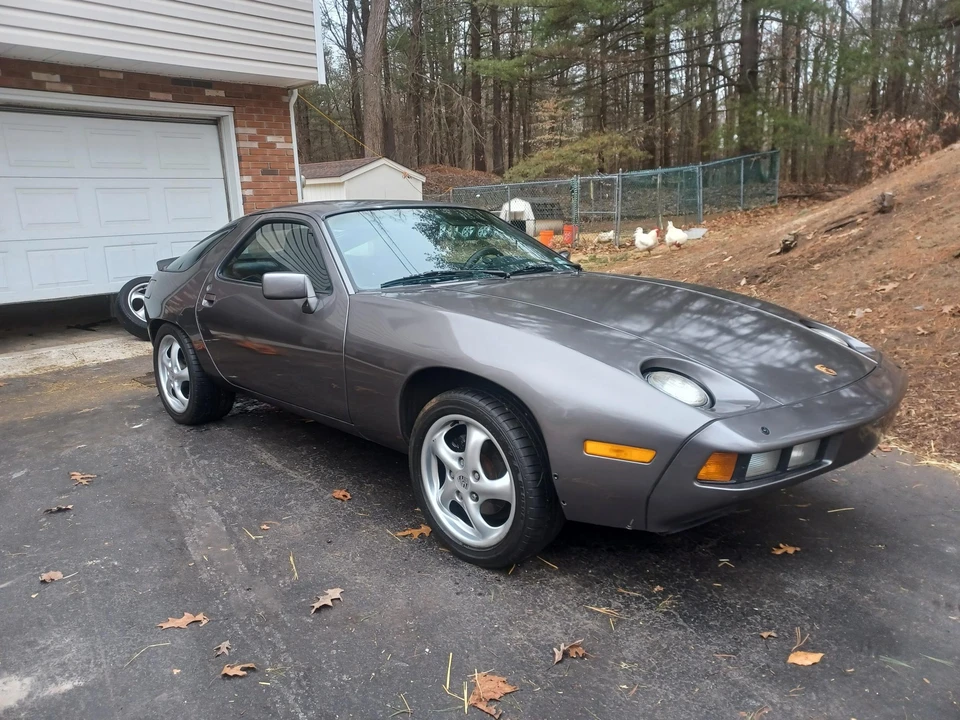 1985 Porsche 928 S - Image 22 of 31