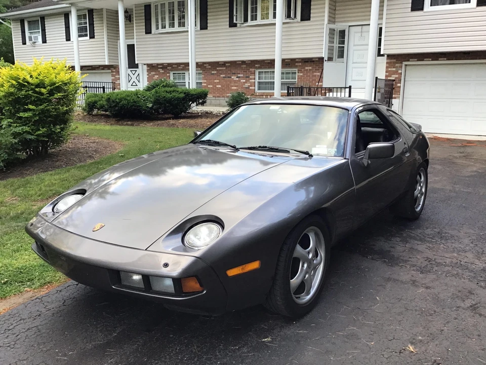 1985 Porsche 928 S - Image 25 of 31