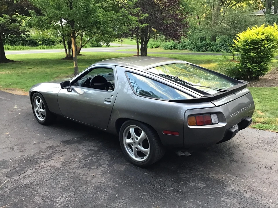 1985 Porsche 928 S - Image 26 of 31