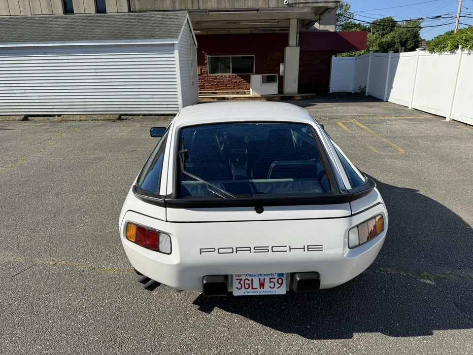 1985 Porsche 928 S - Image 15 of 31