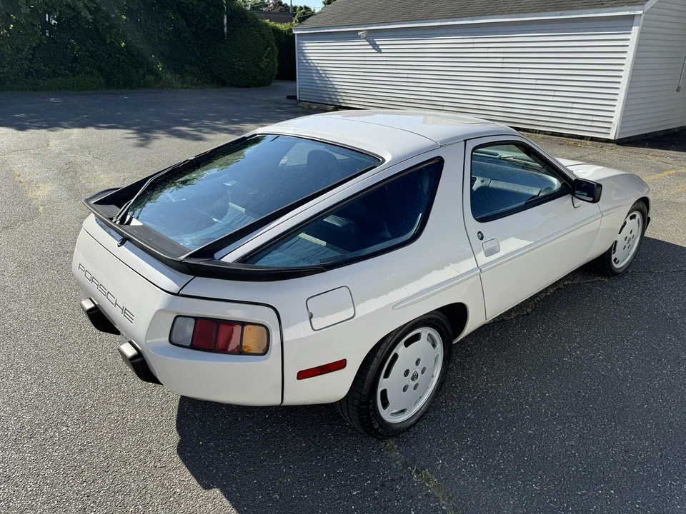1985 Porsche 928 S - Image 19 of 31
