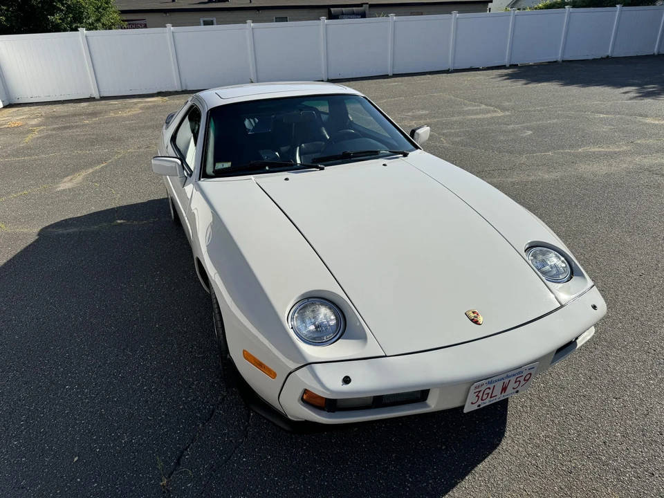 1985 Porsche 928 S - Image 29 of 31