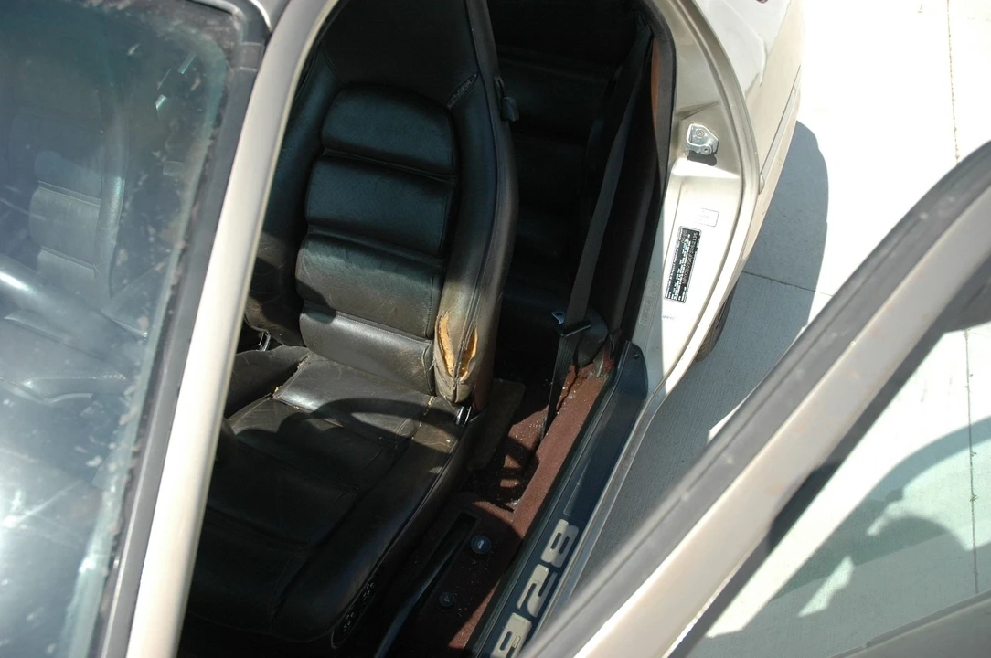 1985 Porsche 928 S - Image 8 of 13