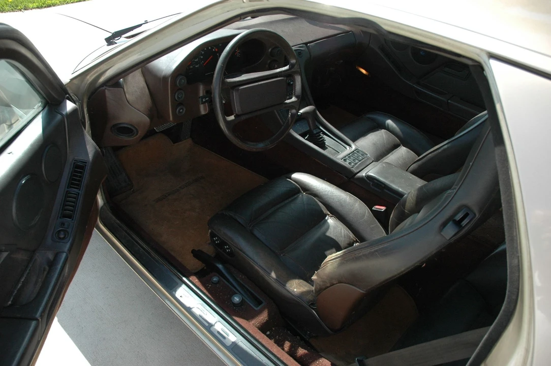 1985 Porsche 928 S - Image 7 of 13