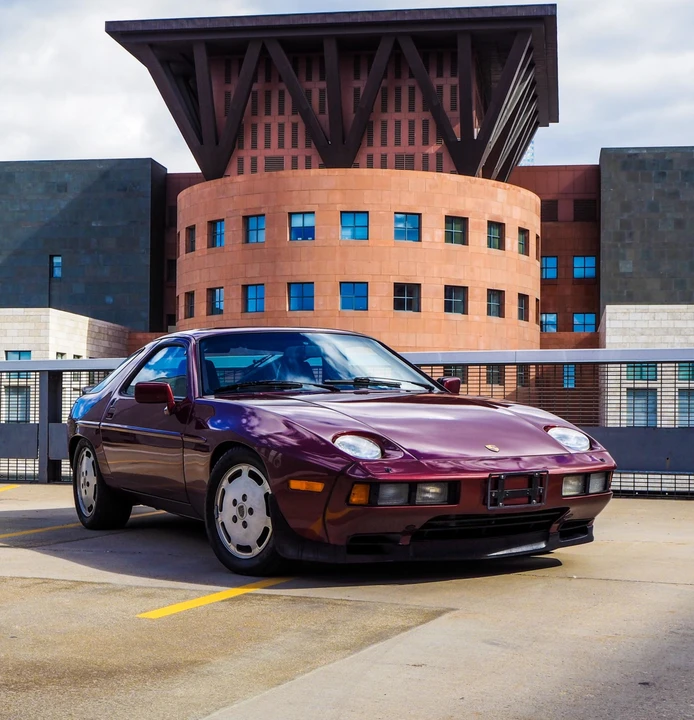 1985 Porsche 928 S - Image 2 of 31