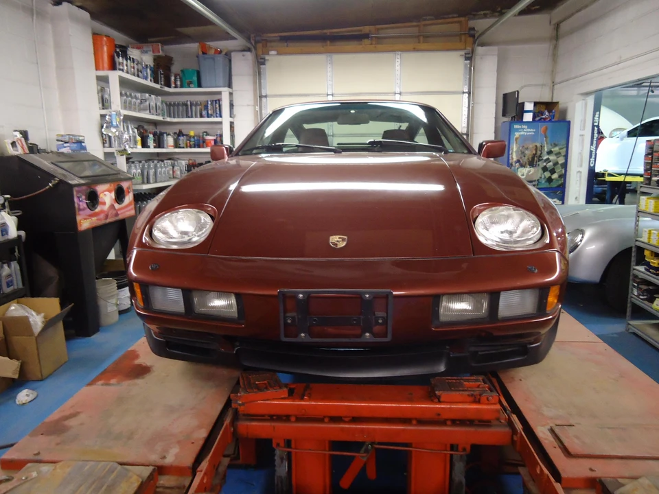 1985 Porsche 928 S - Image 23 of 31