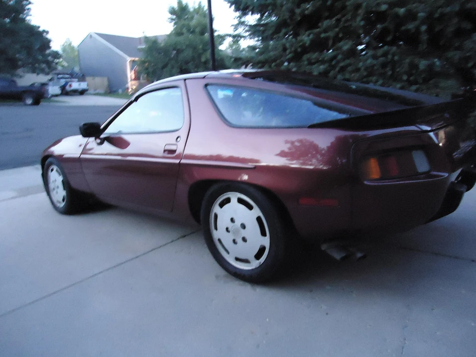 1985 Porsche 928 S - Image 13 of 31