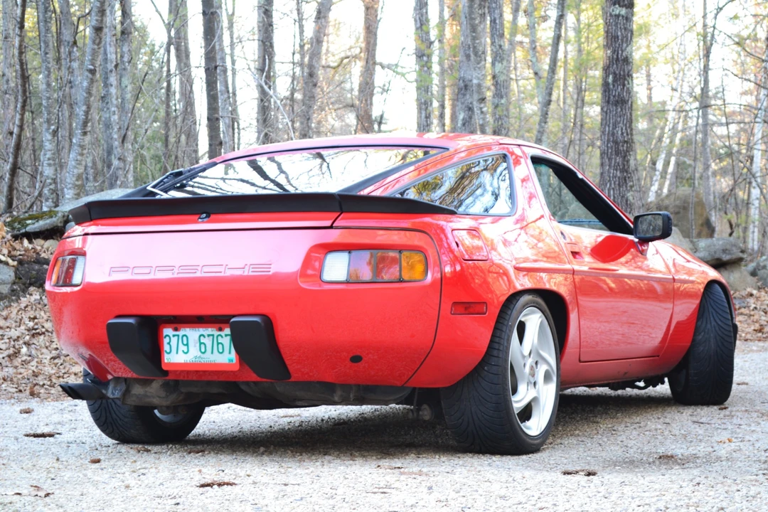 1985 Porsche 928 S - Image 10 of 31