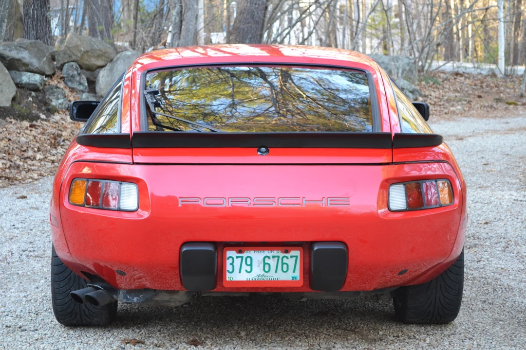 1985 Porsche 928 S - Image 14 of 31