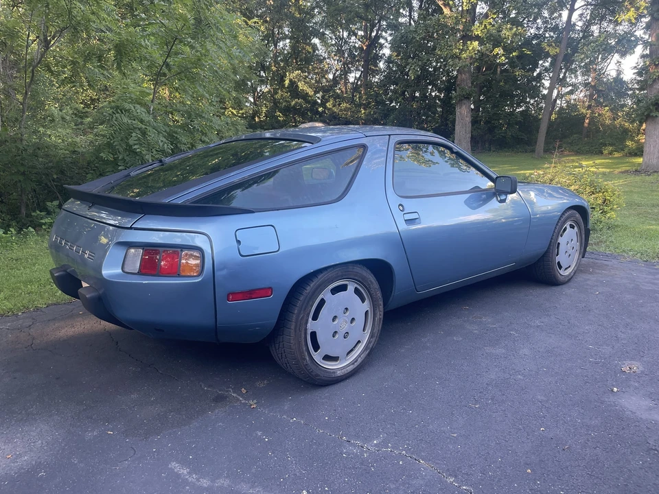 1985 Porsche 928 S - Image 25 of 31