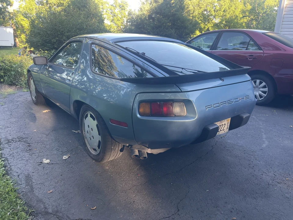 1985 Porsche 928 S - Image 16 of 31