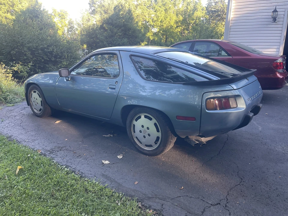 1985 Porsche 928 S - Image 15 of 31