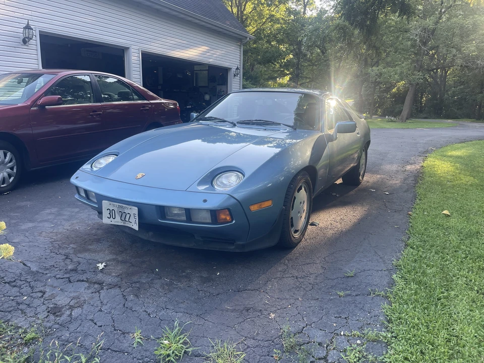 1985 Porsche 928 S - Image 9 of 31