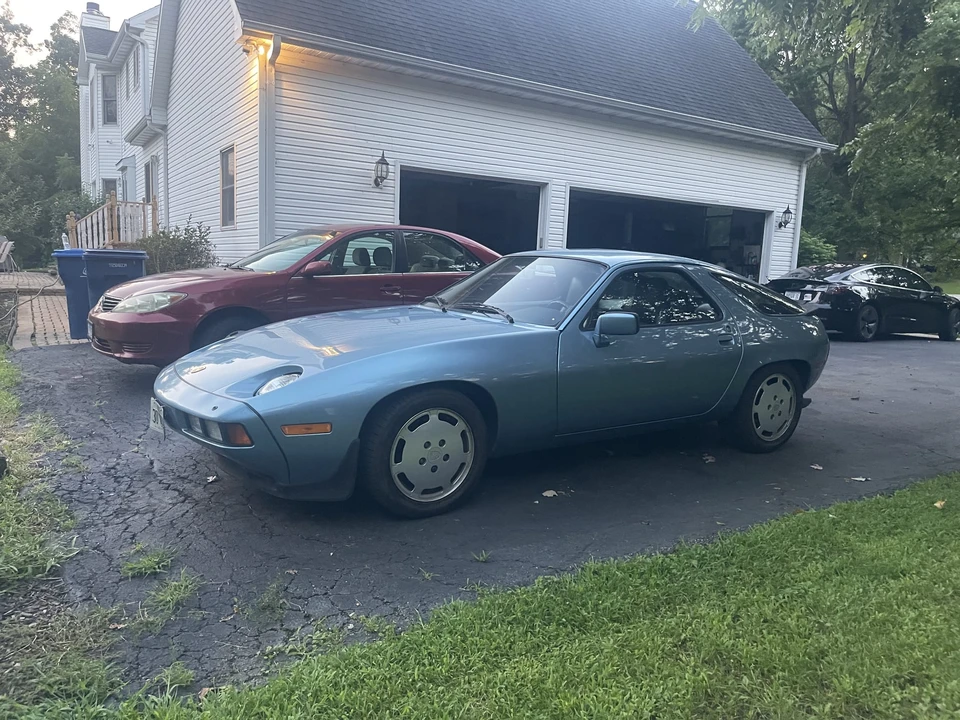 1985 Porsche 928 S - Image 10 of 31